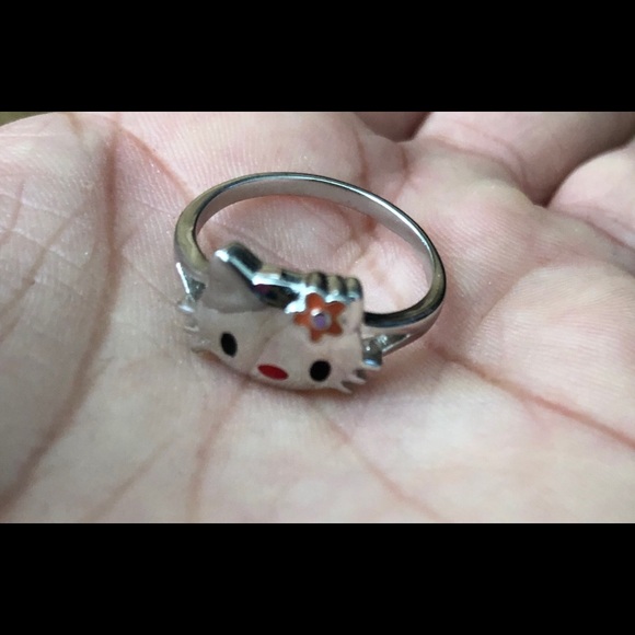HELLO KITTY-NWT Silver Tone RING - Picture 6 of 11